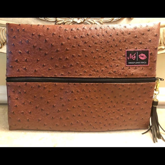 Makeup Junkie Bags - Picture 2 of 3